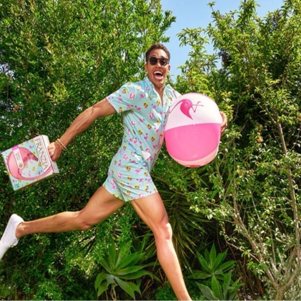 Franzia Men’s Sunset Blush Romper Medium Pink Festival Party One-Piece Festival